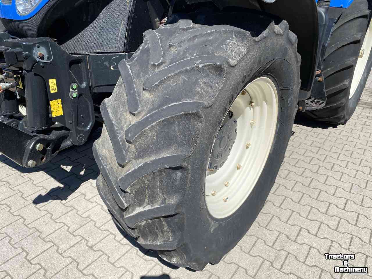 Räder, Reifen, Felgen & Distanzringe Continental 540/65R30 + 650/65R42