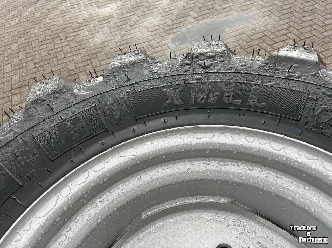 Räder, Reifen, Felgen & Distanzringe  Michelin 400/70R20 XMCL
