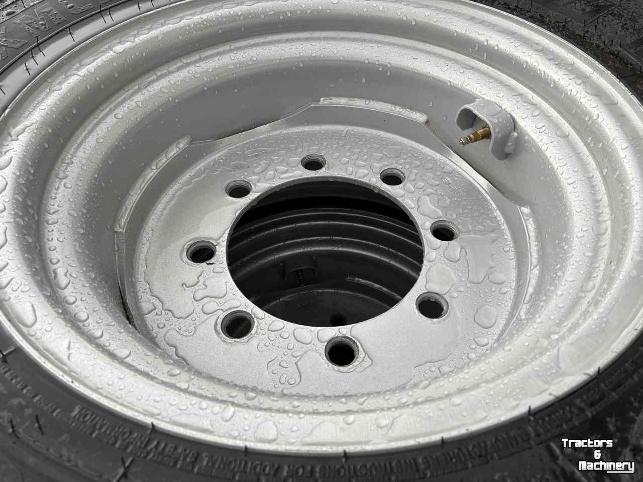 Räder, Reifen, Felgen & Distanzringe  Michelin 400/70R20 XMCL