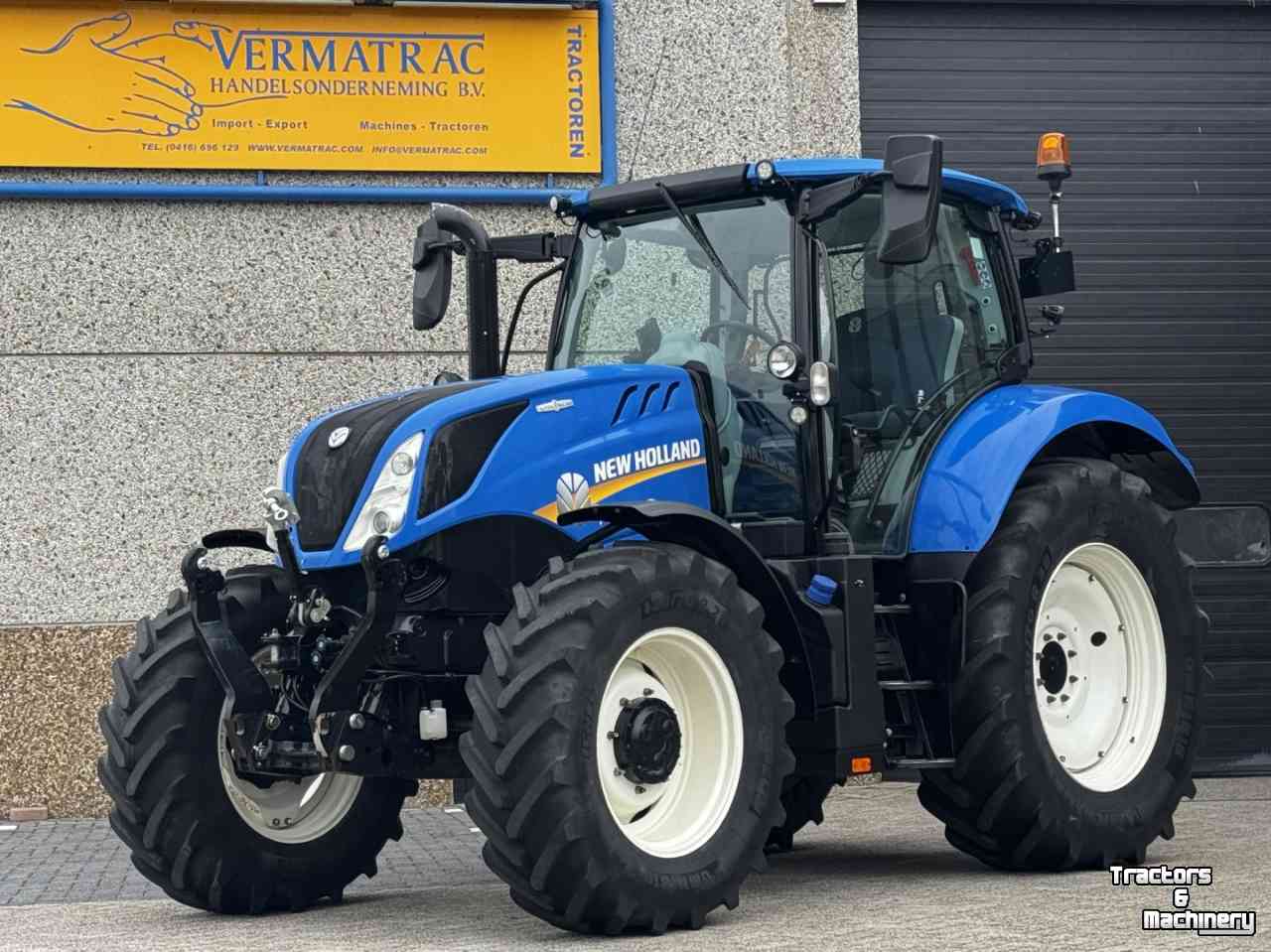 Schlepper / Traktor New Holland T6.155AC vario 40km Stage V  Fronthef vol geveerd 2091u
