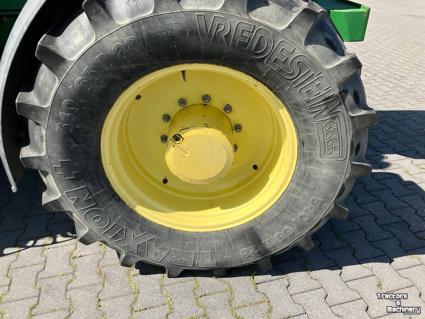Schlepper / Traktor John Deere 6150R