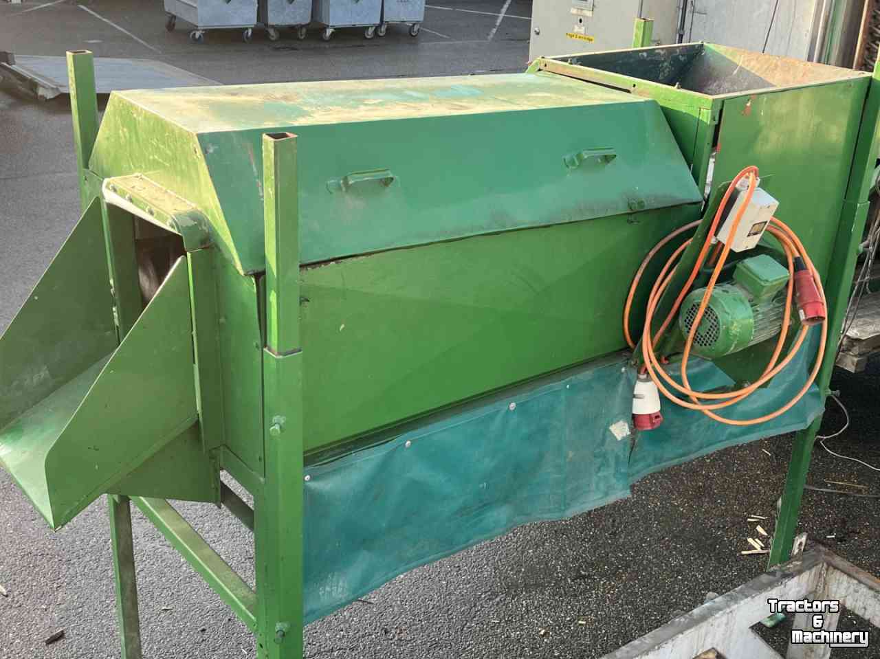 Sonstiges Förderanlagen und Material-Handling-Ausrüstungen  Reinigingsmachine, knolselderij