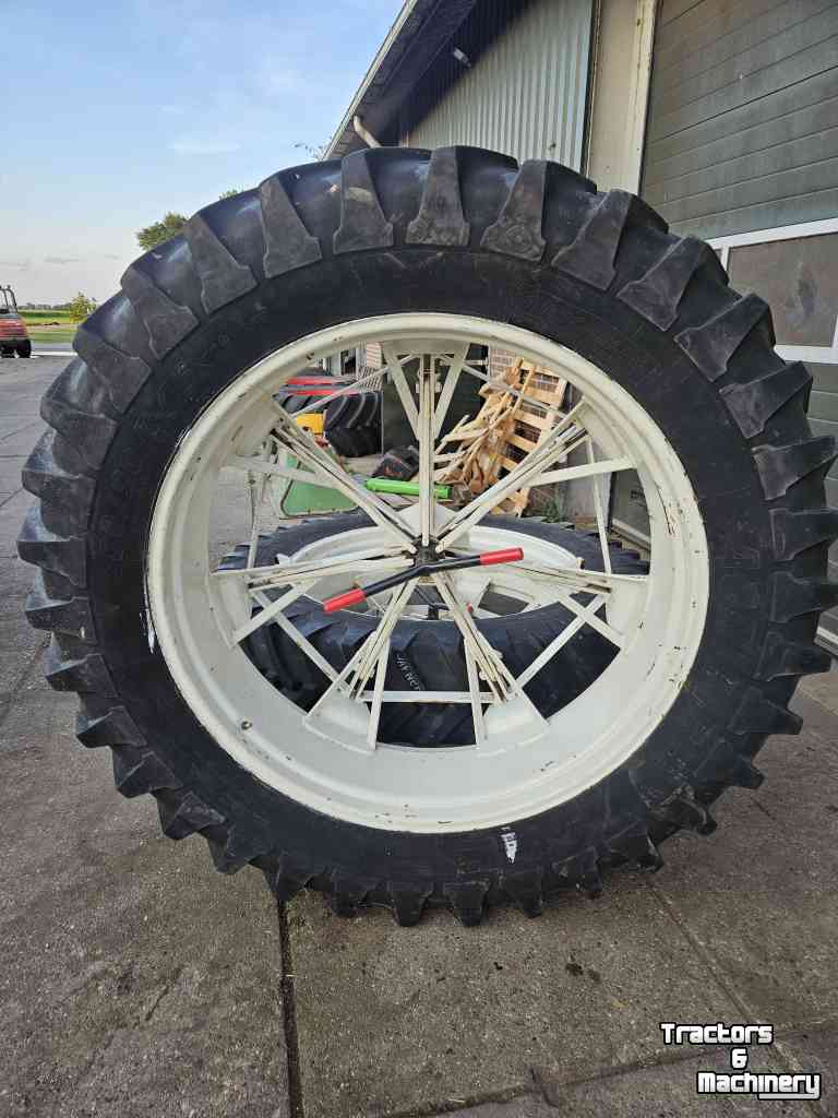 Räder, Reifen, Felgen & Distanzringe  Dubbellucht Michelin 380/90R46, Agribib Molcon
