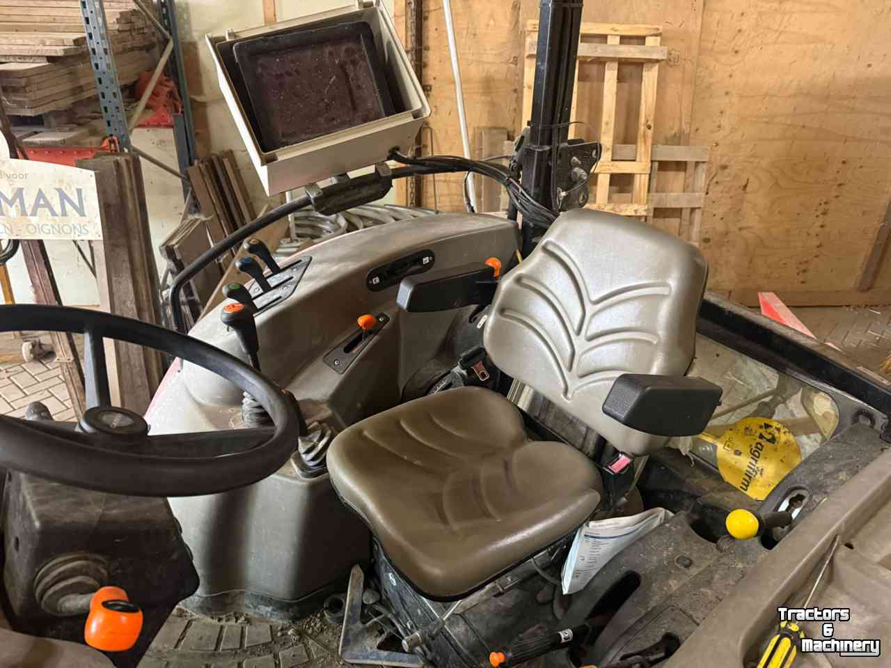 Schlepper / Traktor Case-IH Farmall 75a