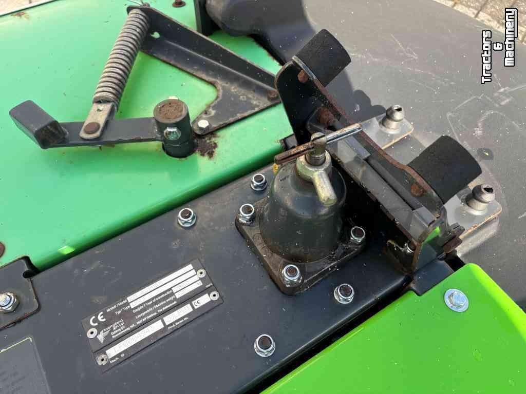 Mähwerk Deutz-Fahr KM 4.29   ( Kuhn PZ300 )