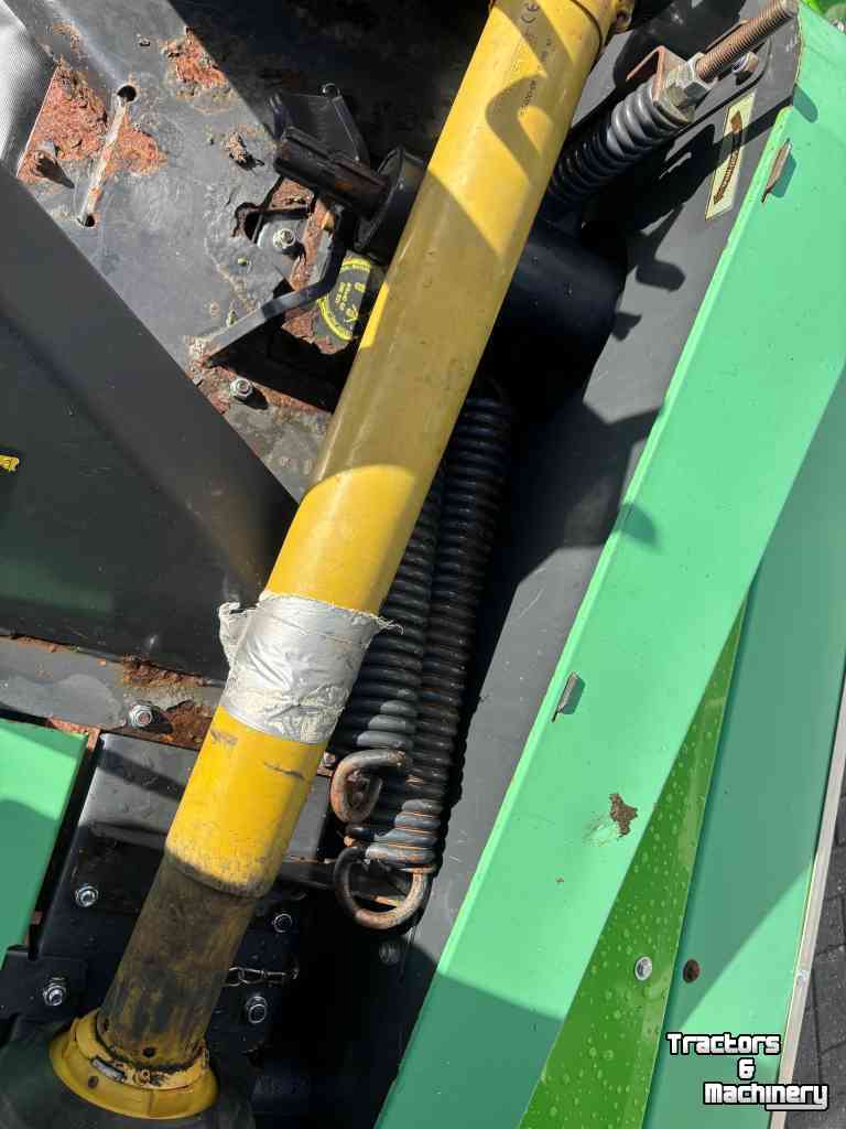 Mähwerk Deutz-Fahr KM 4.29   ( Kuhn PZ300 )