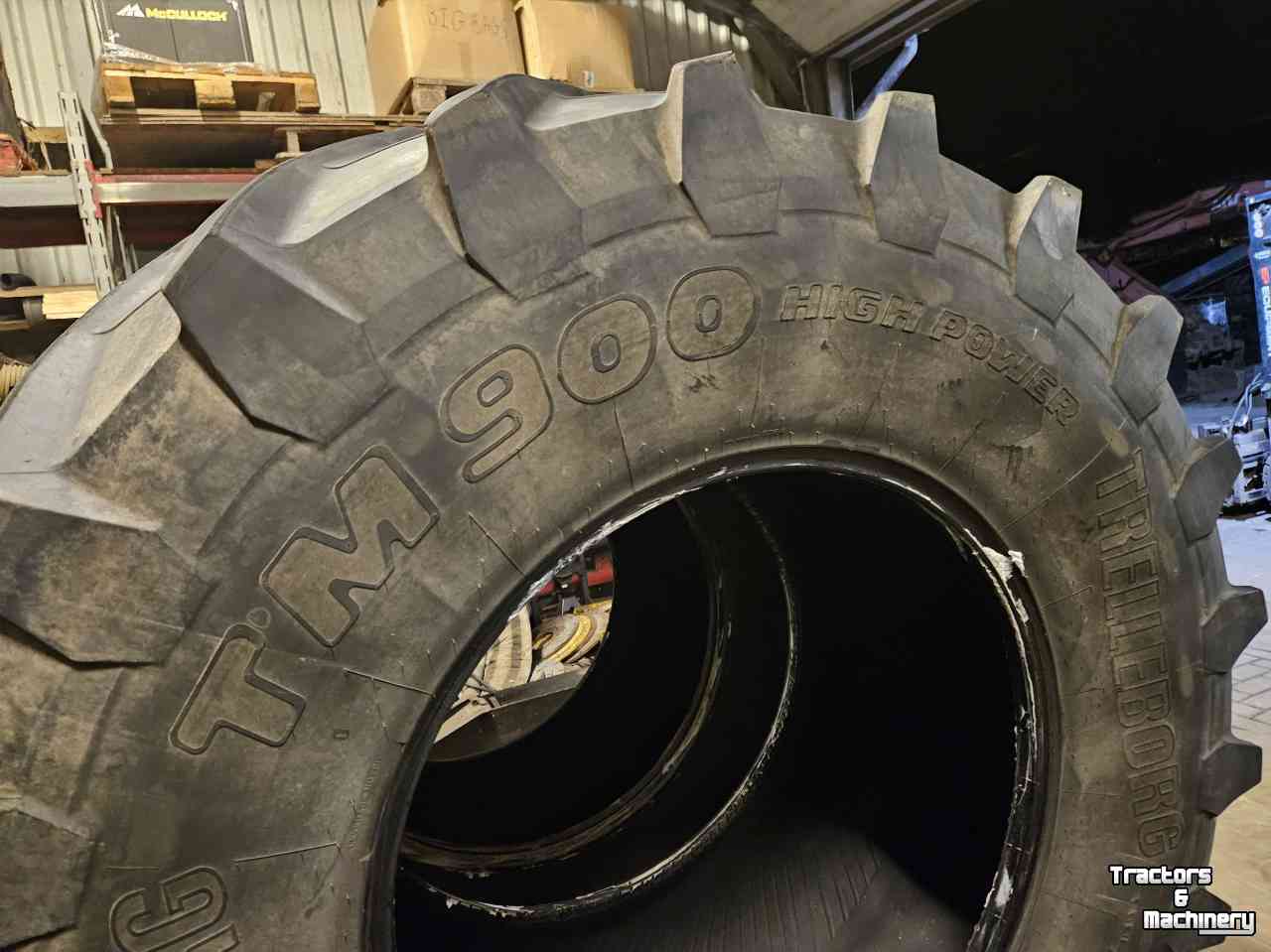 Räder, Reifen, Felgen & Distanzringe Trelleborg 800/70R38 TM900