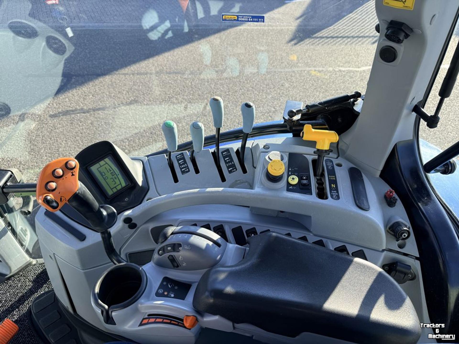 Schlepper / Traktor New Holland T7.165S RC