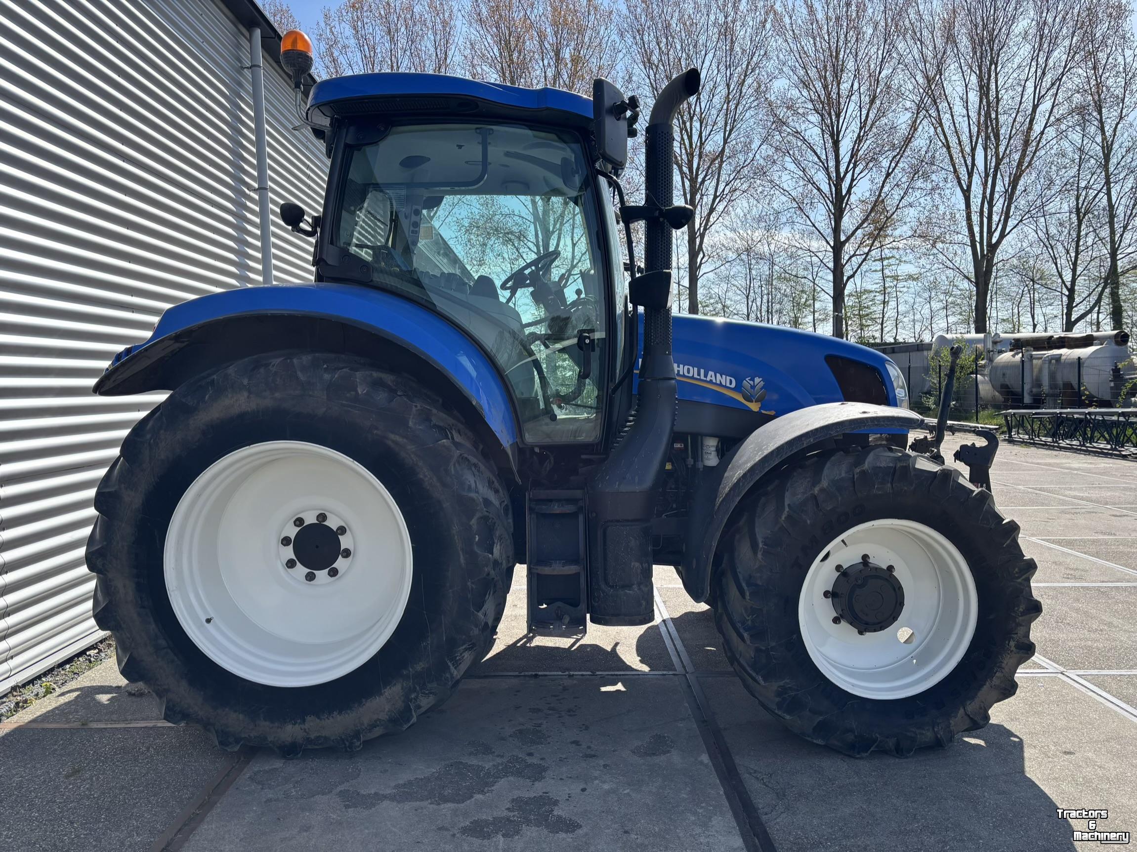 Schlepper / Traktor New Holland T6.150EC
