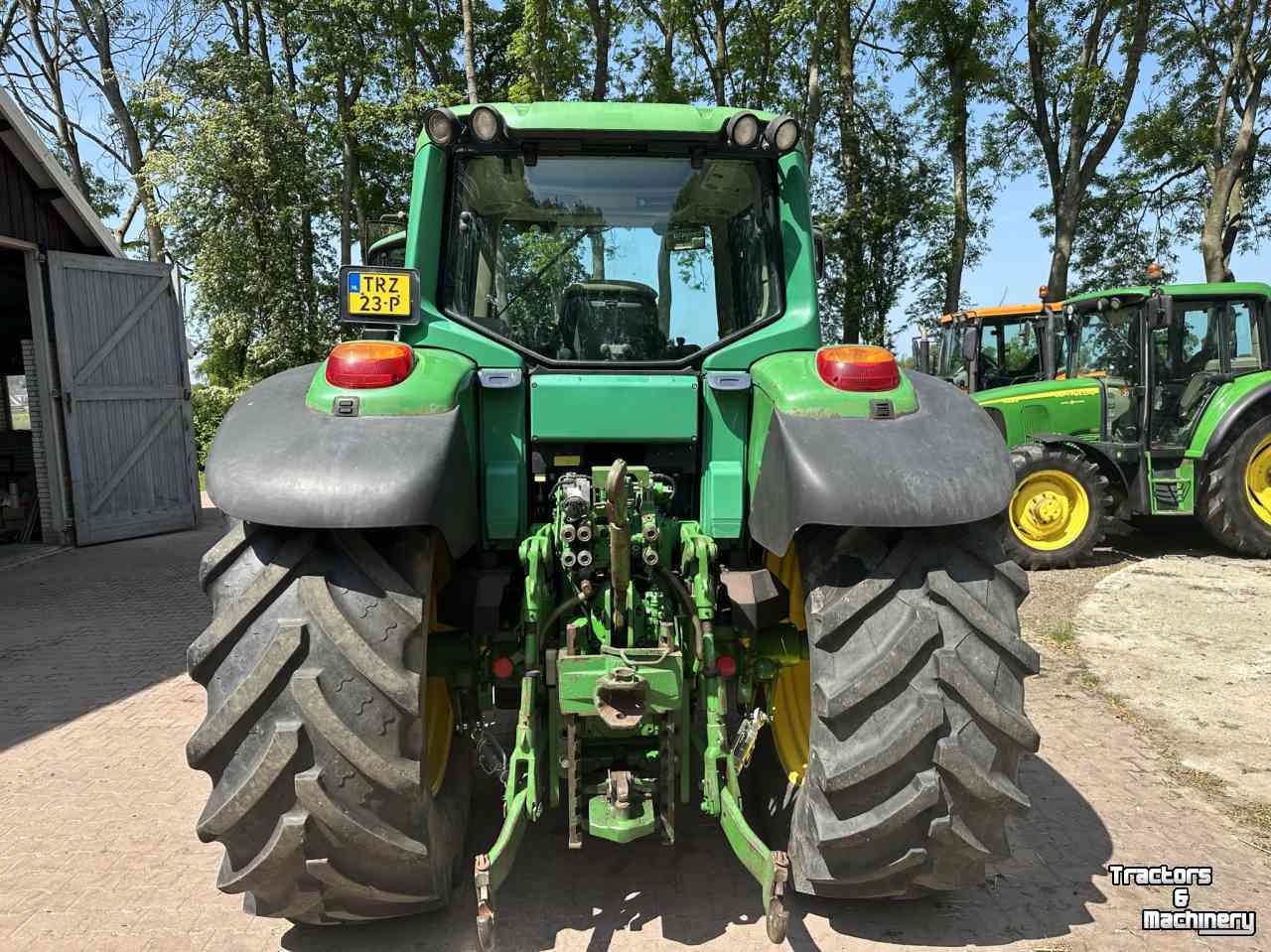 Schlepper / Traktoren John Deere 6520