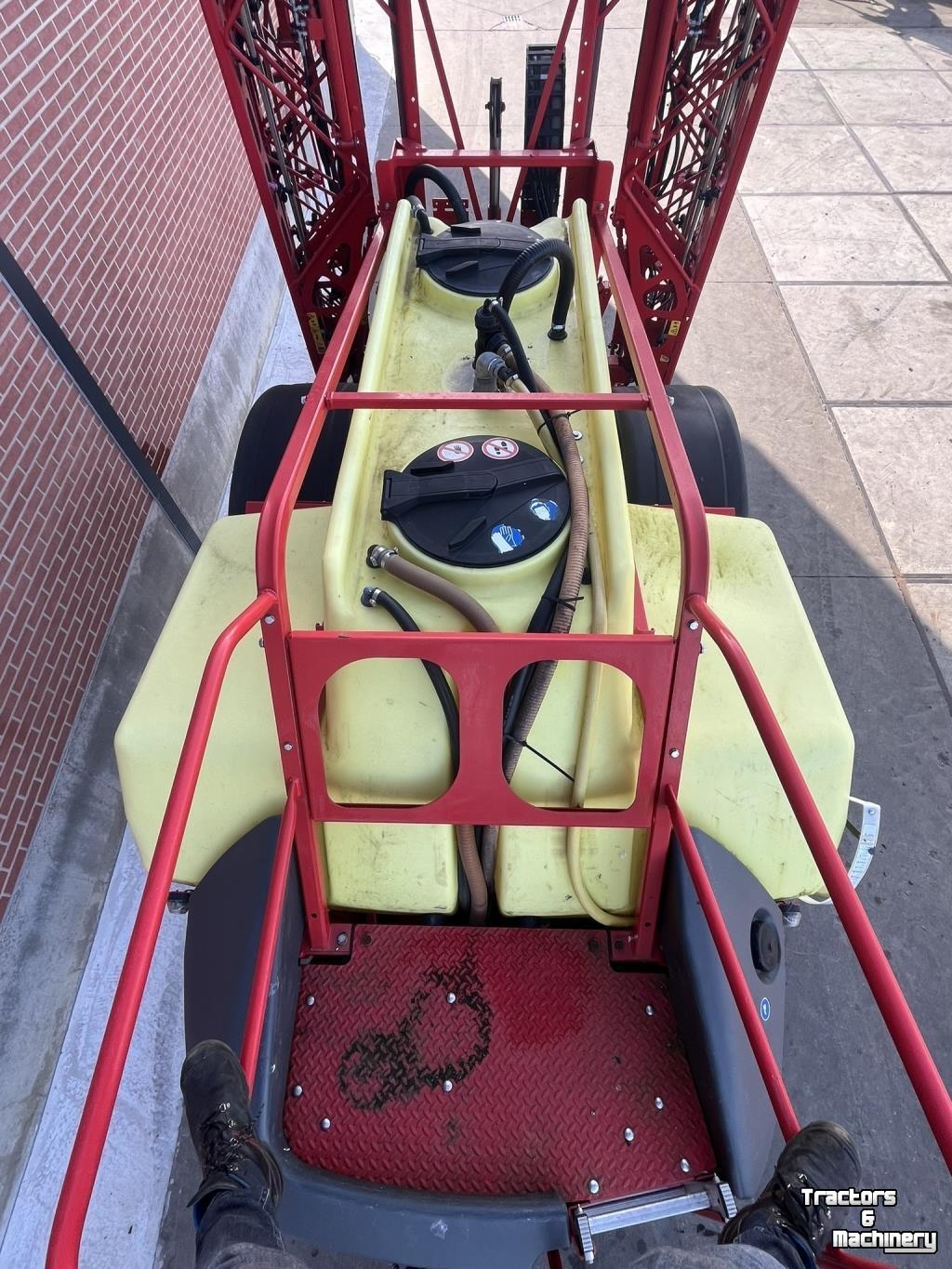 Gülletankwagen / Güllefässer Kverneland IKARUS S38