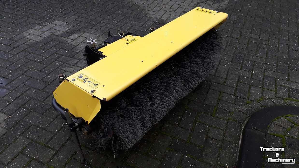 Kehrmaschine John Deere veegmachine