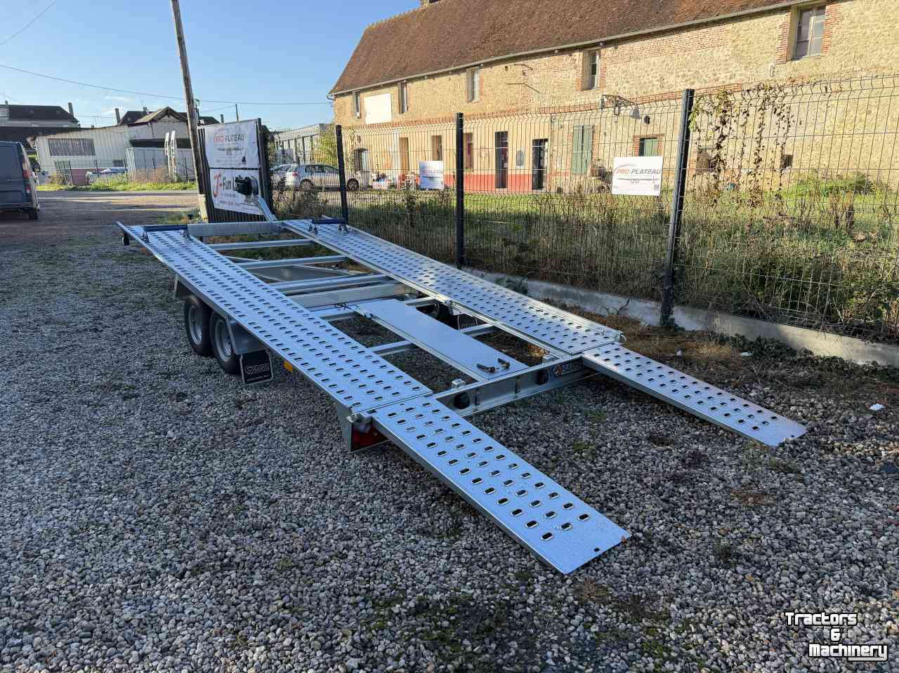 Autoanhänger bis 3500 Kg Saris Porte voiture