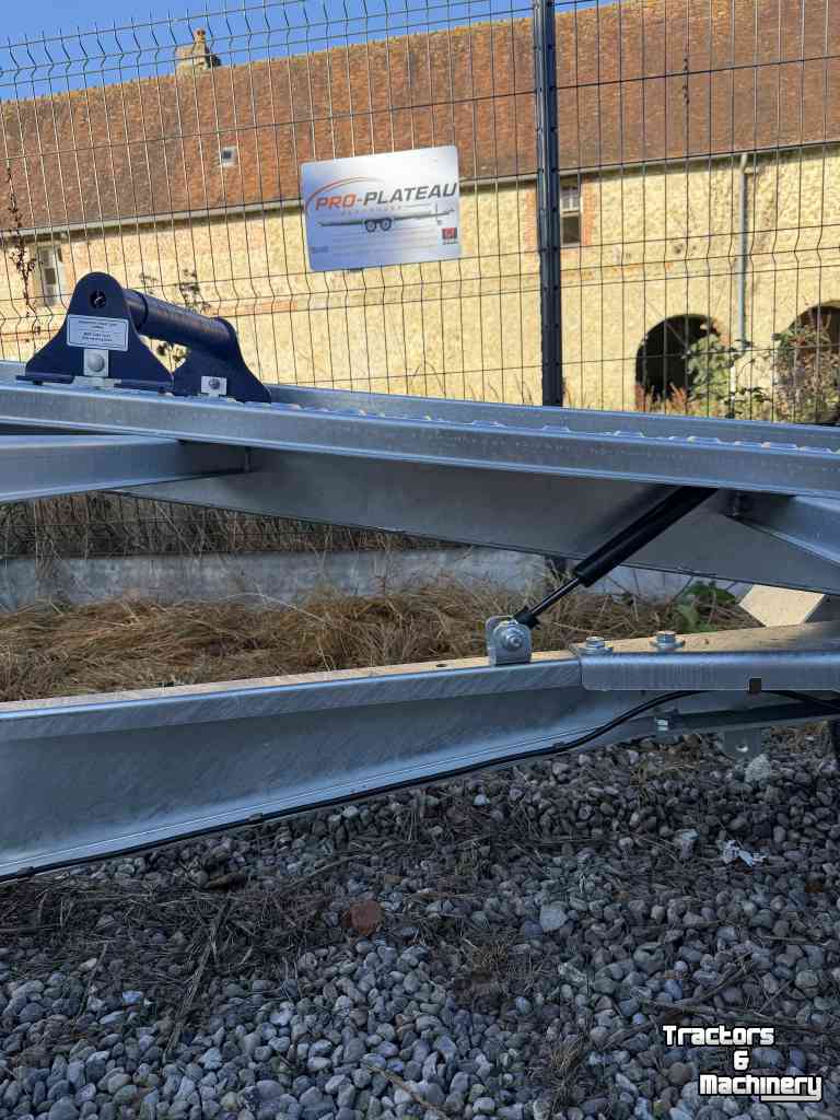 Autoanhänger bis 3500 Kg Saris Porte voiture