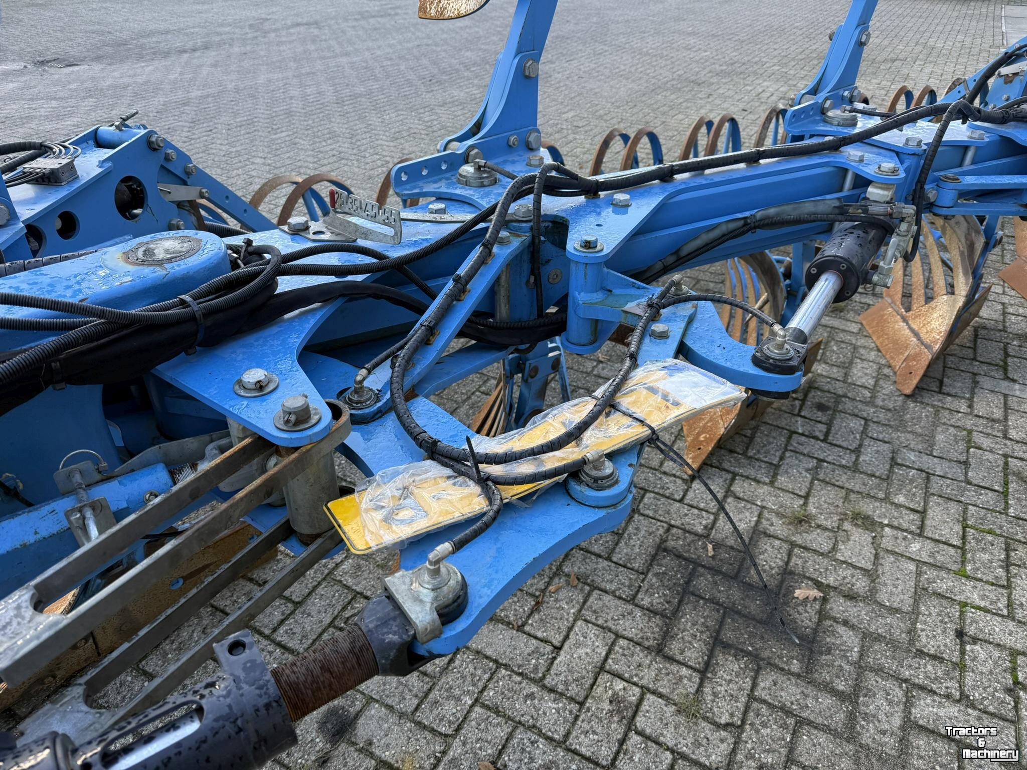 Pflüge Lemken Juwel 10MV-5 met FlexPack