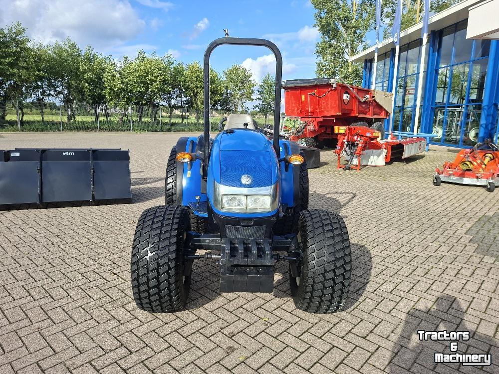 Obsttraktor New Holland T3030