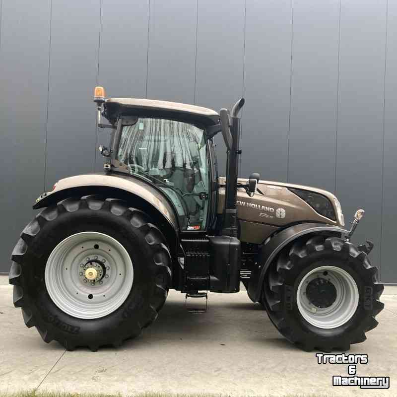 Schlepper / Traktoren New Holland T7.230AC