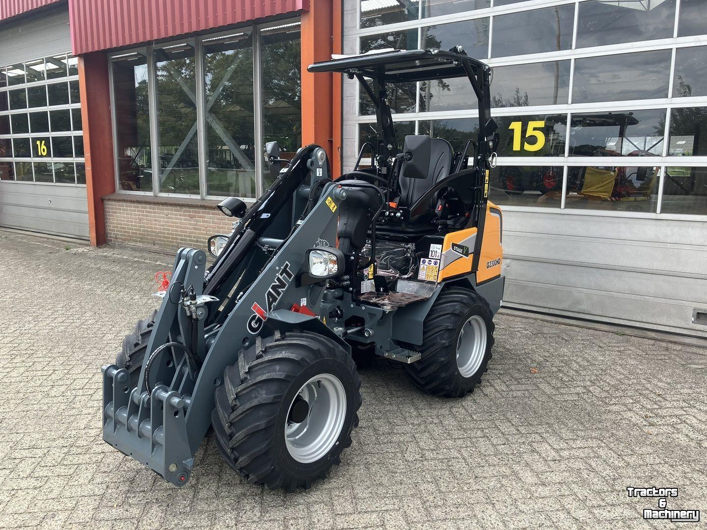 Radlader Giant G2300 HD