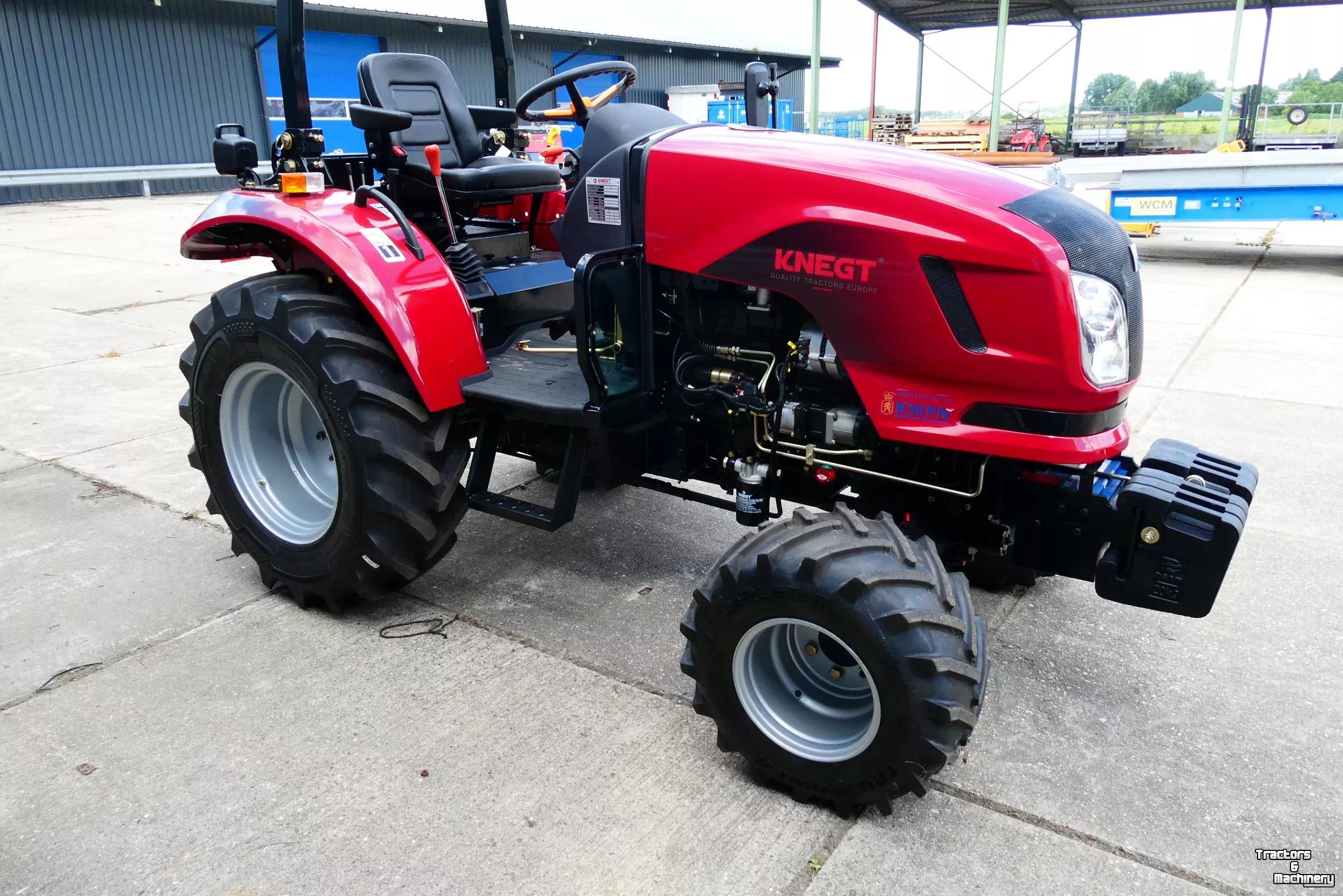 Schlepper / Traktor Knegt 304 G2 Stage V