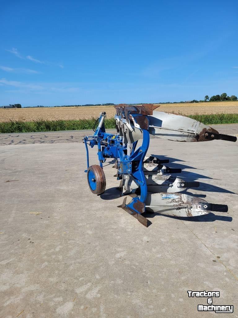 Pflüge Overum BX4975F (4 Schaar wentelploeg)
