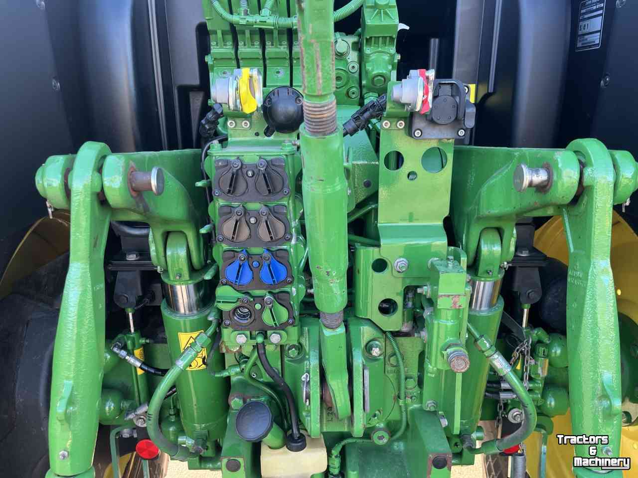 Schlepper / Traktoren John Deere 6145R 50KM AP. AT ready!! Lucht