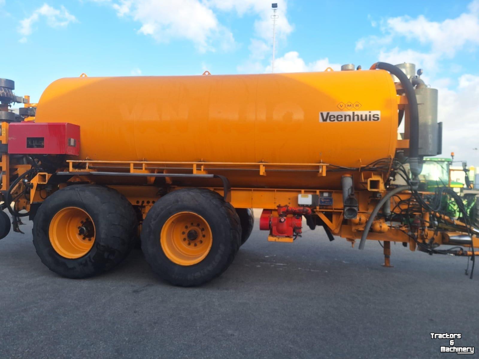 Gülletankwagen / Güllefässer Veenhuis VTW 24 met VMA 570