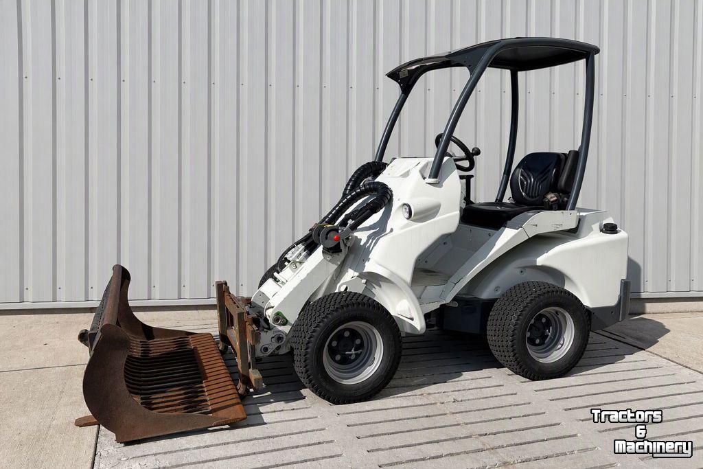 Radlader Avant Avant 523