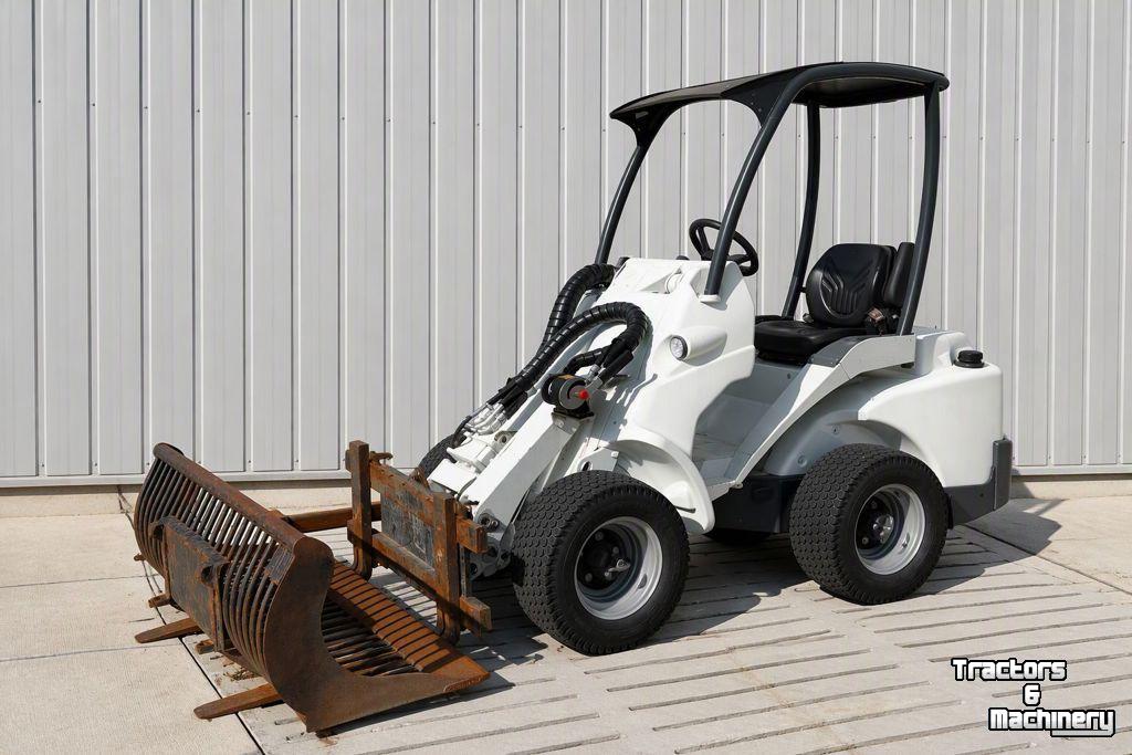 Radlader Avant Avant 523