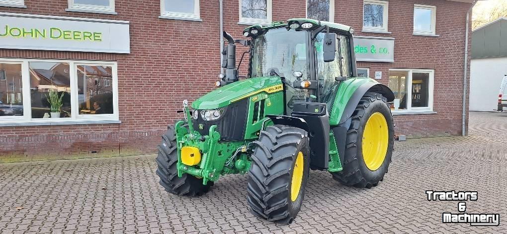 Schlepper / Traktor John Deere 6M125