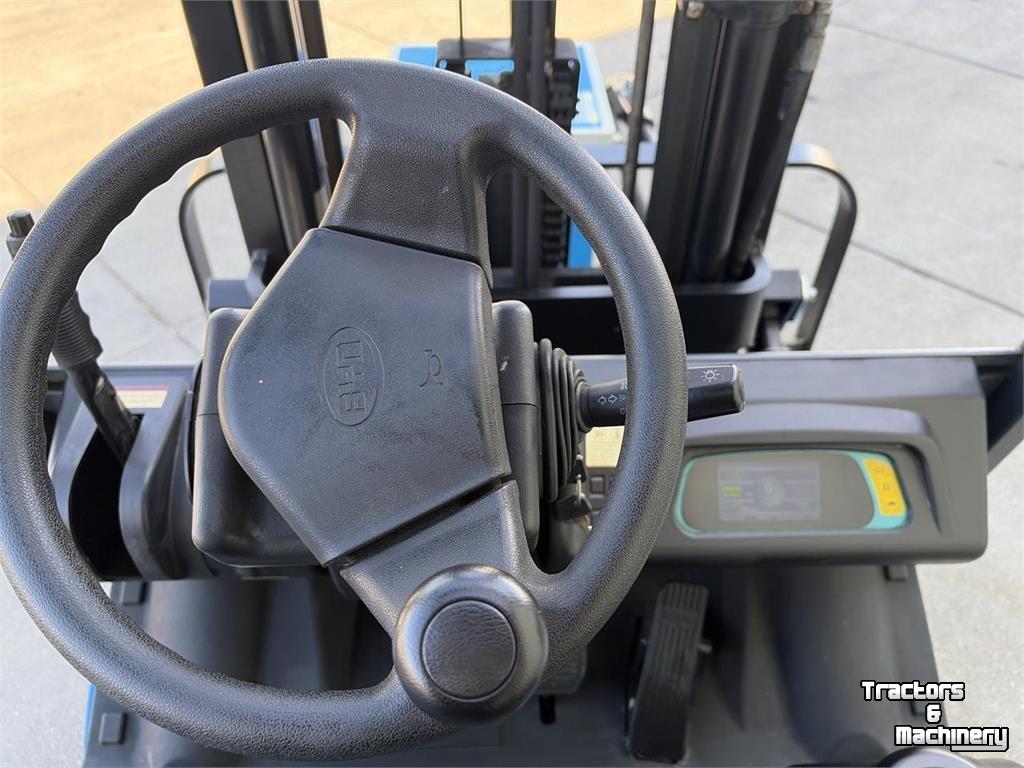 Schlepper / Traktor  ECB25-C vorkheftruck