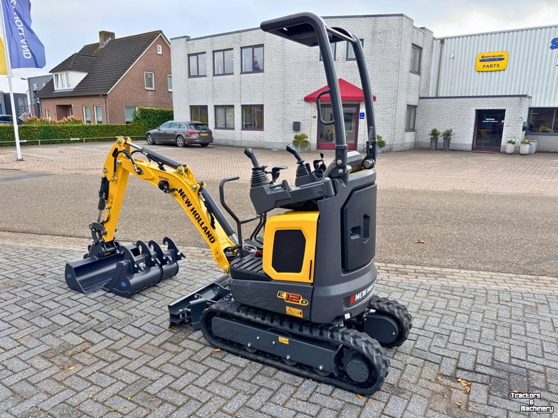 Minibagger New Holland E12D Minigraver