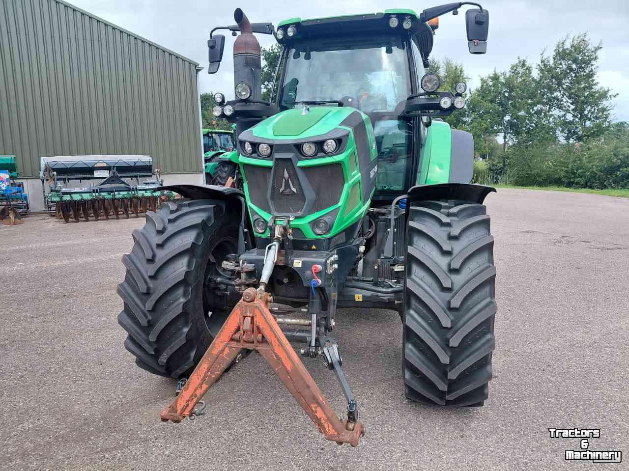 Schlepper / Traktor Deutz-Fahr 6130TTV