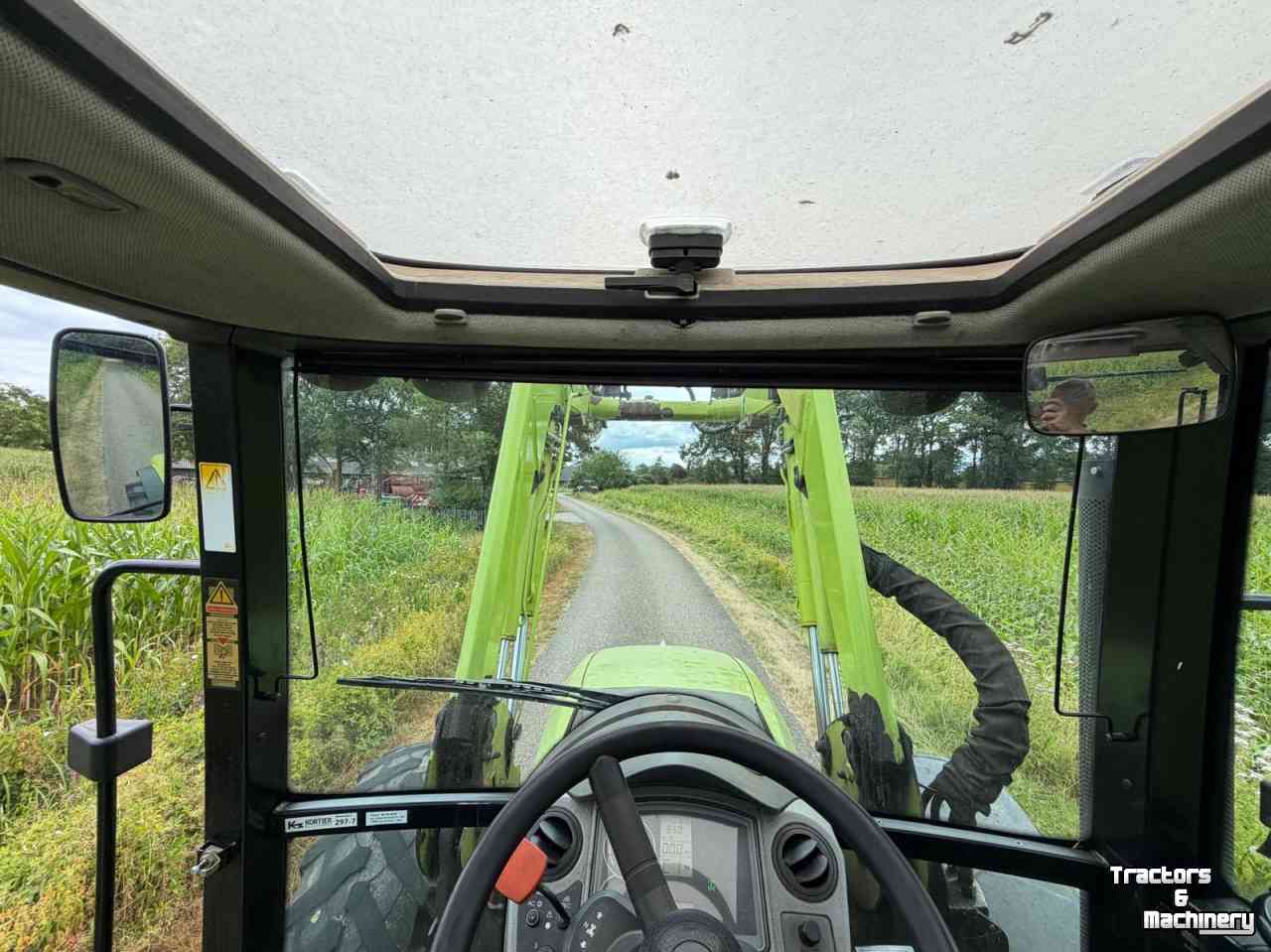 Schlepper / Traktor Claas Arion 430