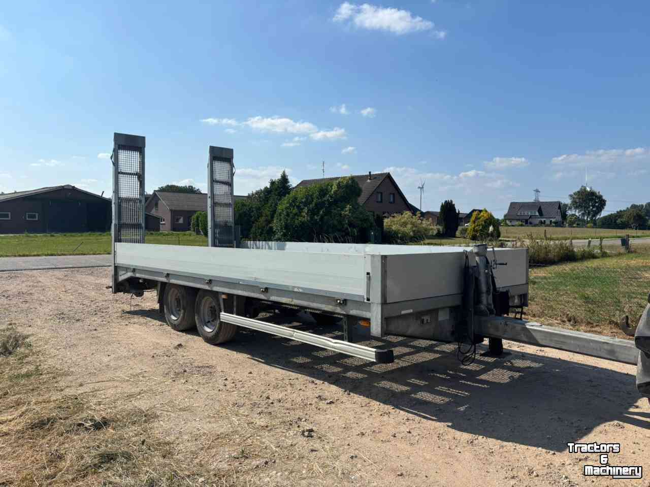 Tieflader / Anhänger  Möslein dieplader Oprijwagen