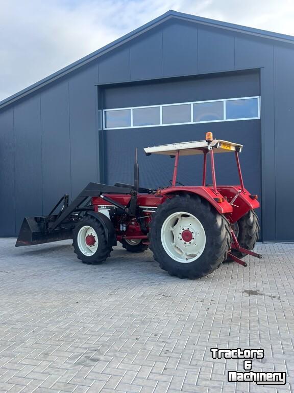 Schlepper / Traktor Case 844