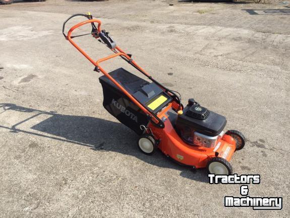 Handgeführte Rasenmäher Kubota W721