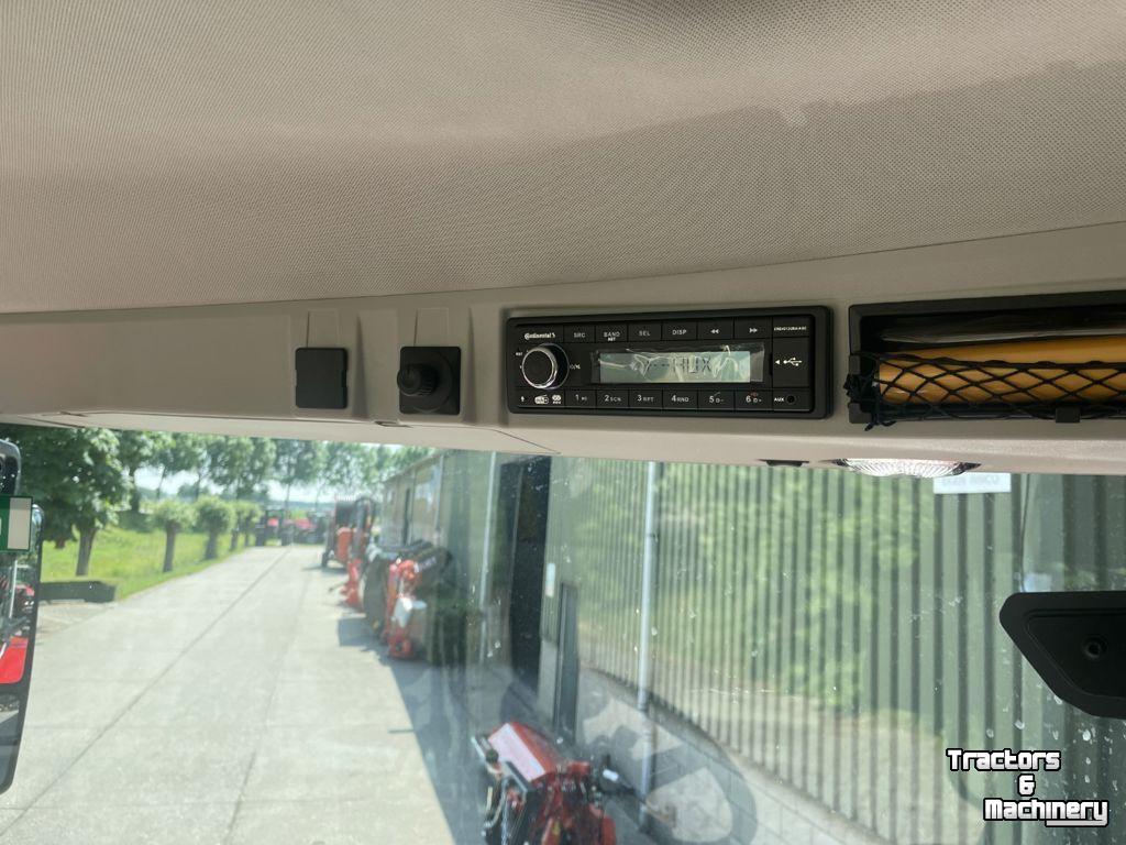 Schlepper / Traktor Massey Ferguson MASSEY FERGUSSON 8S.225 DYNA-VT EXCL