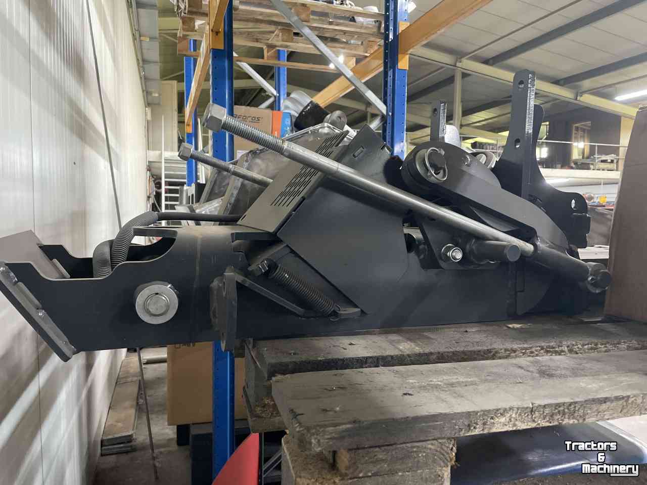 Diverse neue Teile Kubota Treklat en  oppikhaak