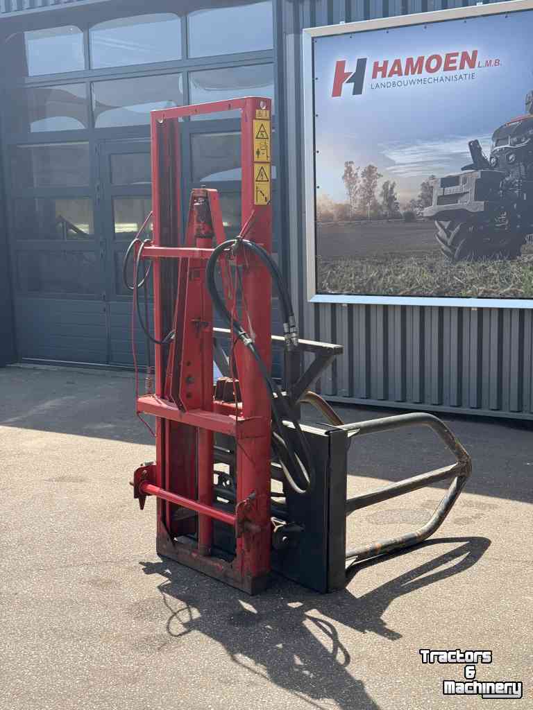 Ballengreifer Trioliet Trioliet hefmast met JGS Balenklem