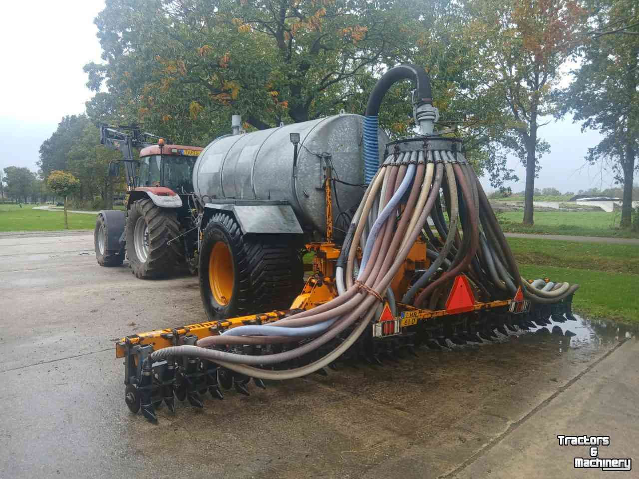 Gülletankwagen / Güllefässer Veenhuis mesttank 7500 liter met bemester