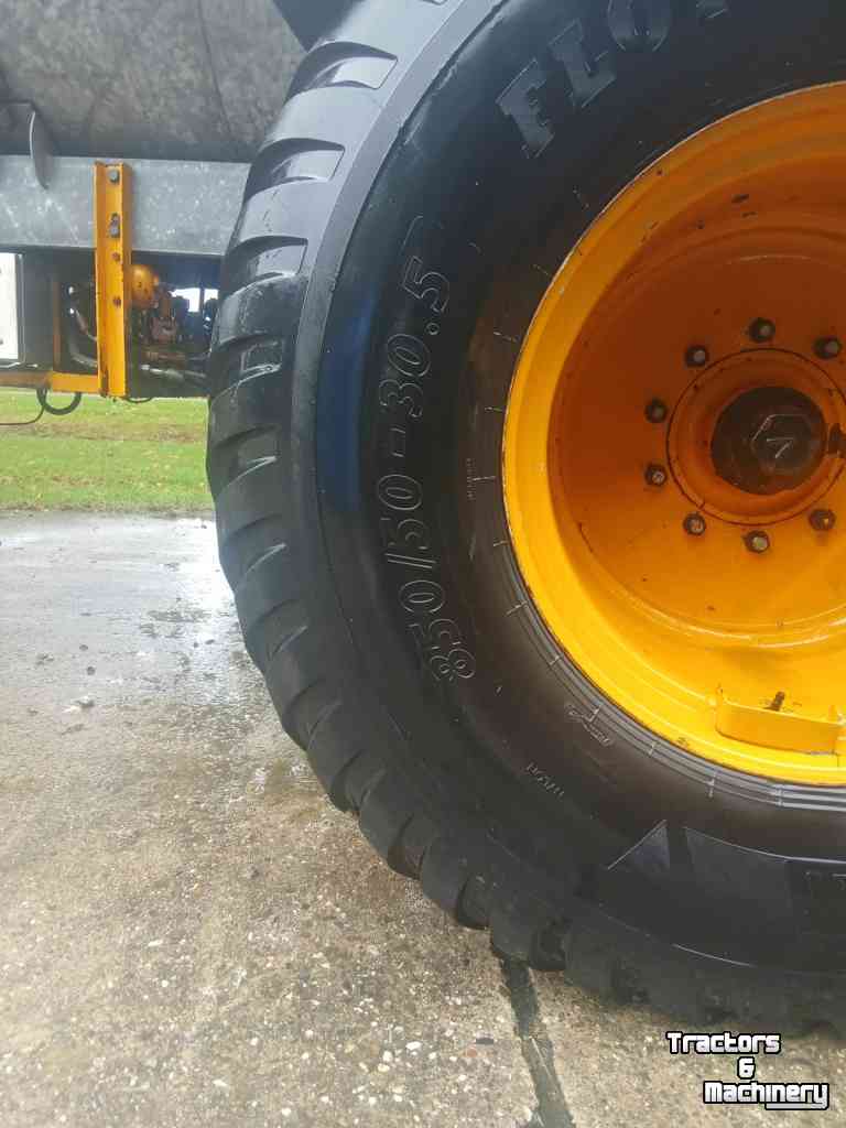 Gülletankwagen / Güllefässer Veenhuis mesttank 7500 liter met bemester