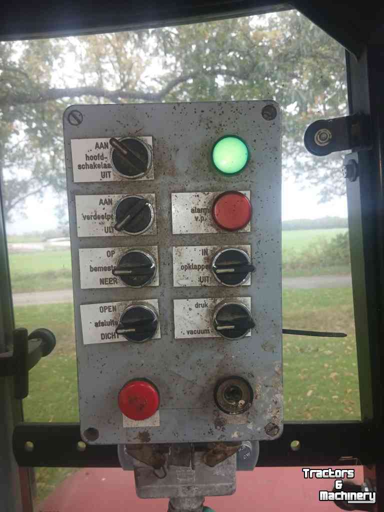 Gülletankwagen / Güllefässer Veenhuis mesttank 7500 liter met bemester