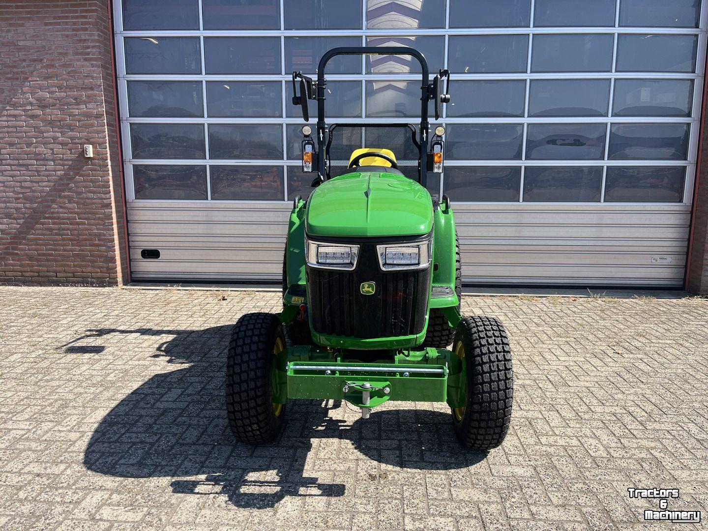 Obsttraktor John Deere 3046R