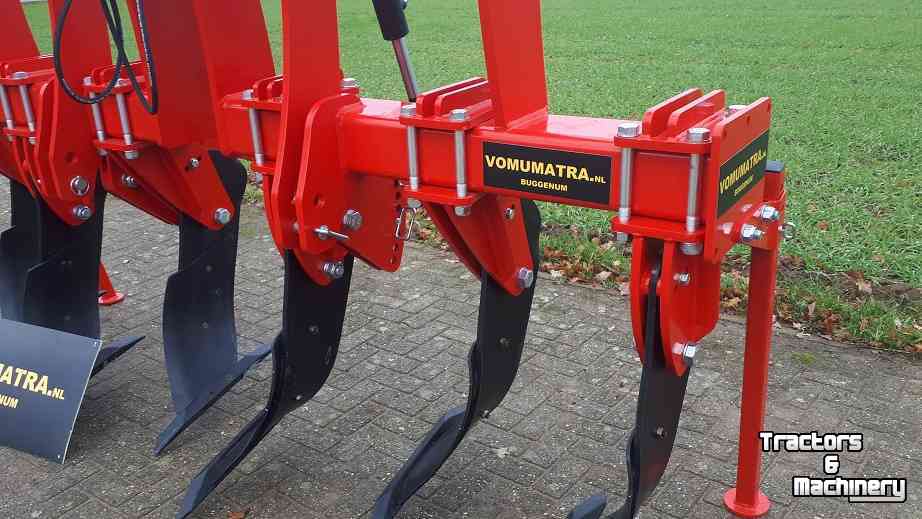 Tiefenlockerer ADV Technik Voorzetwoeler Woeler Stand. Met hydr. hef
