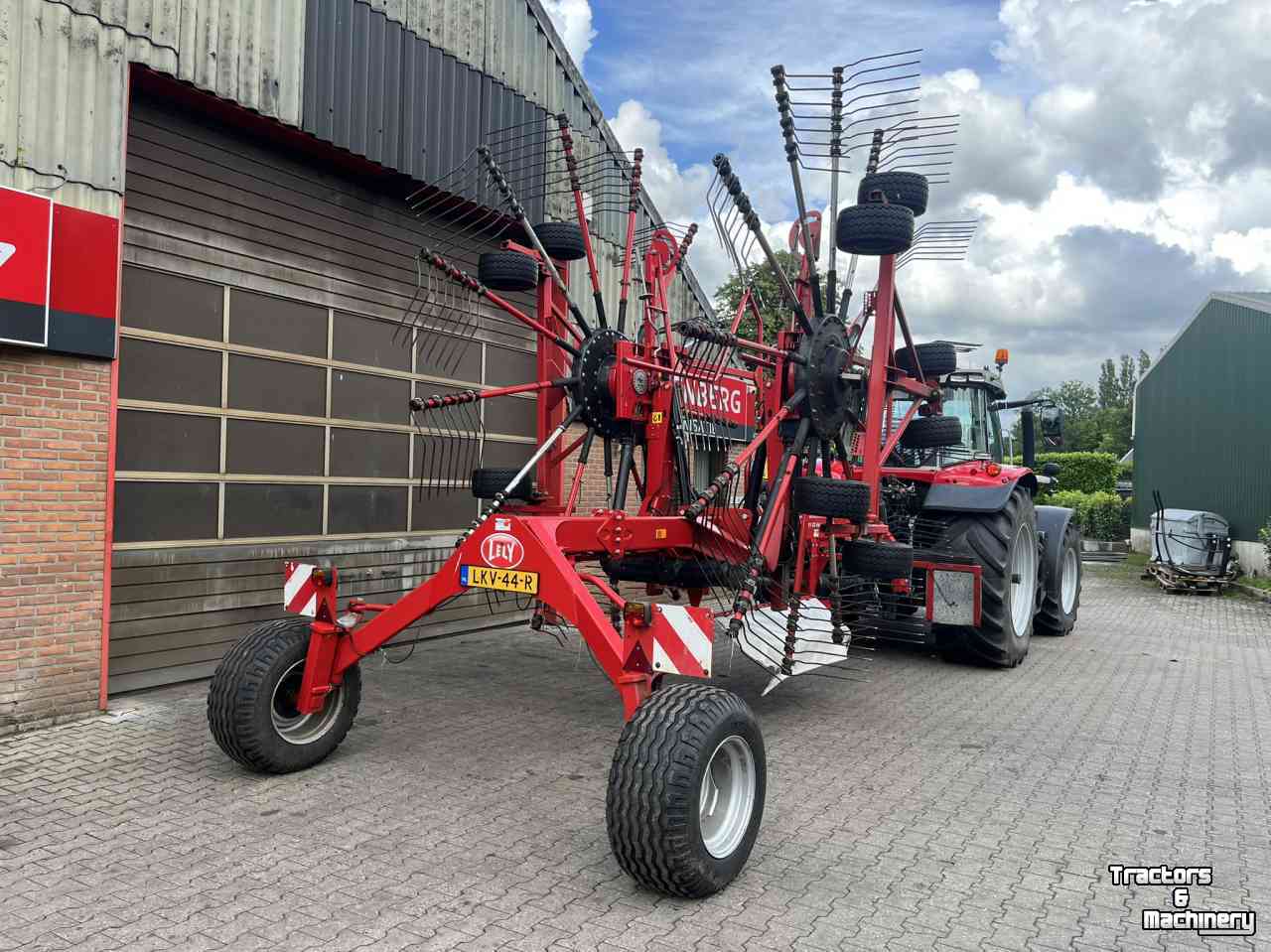 Schwader Lely Hibiscus 915 CD Vario hark weidebouwmachines