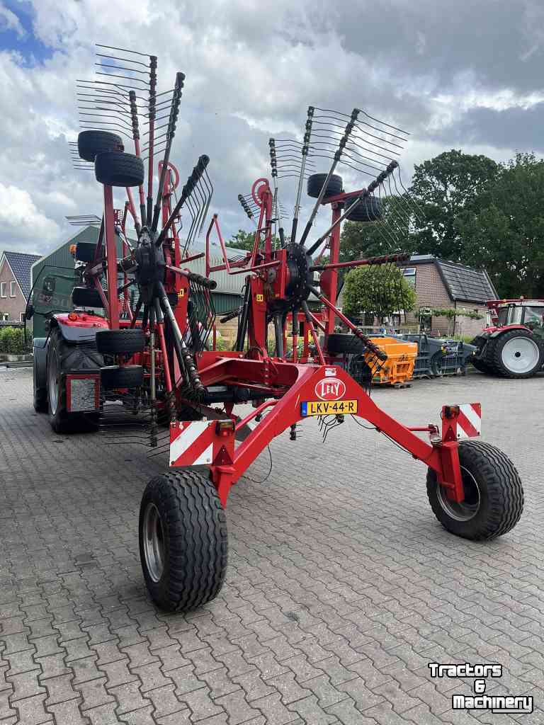 Schwader Lely Hibiscus 915 CD Vario hark weidebouwmachines