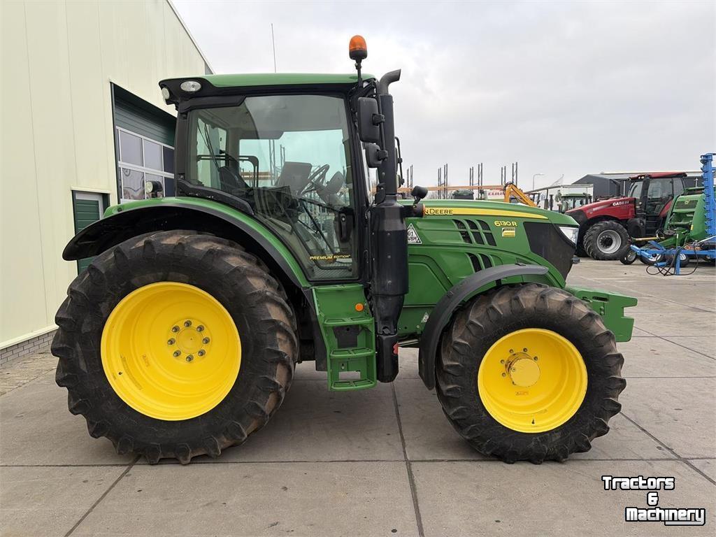 Schlepper / Traktor John Deere 6130R Premium AP 50K