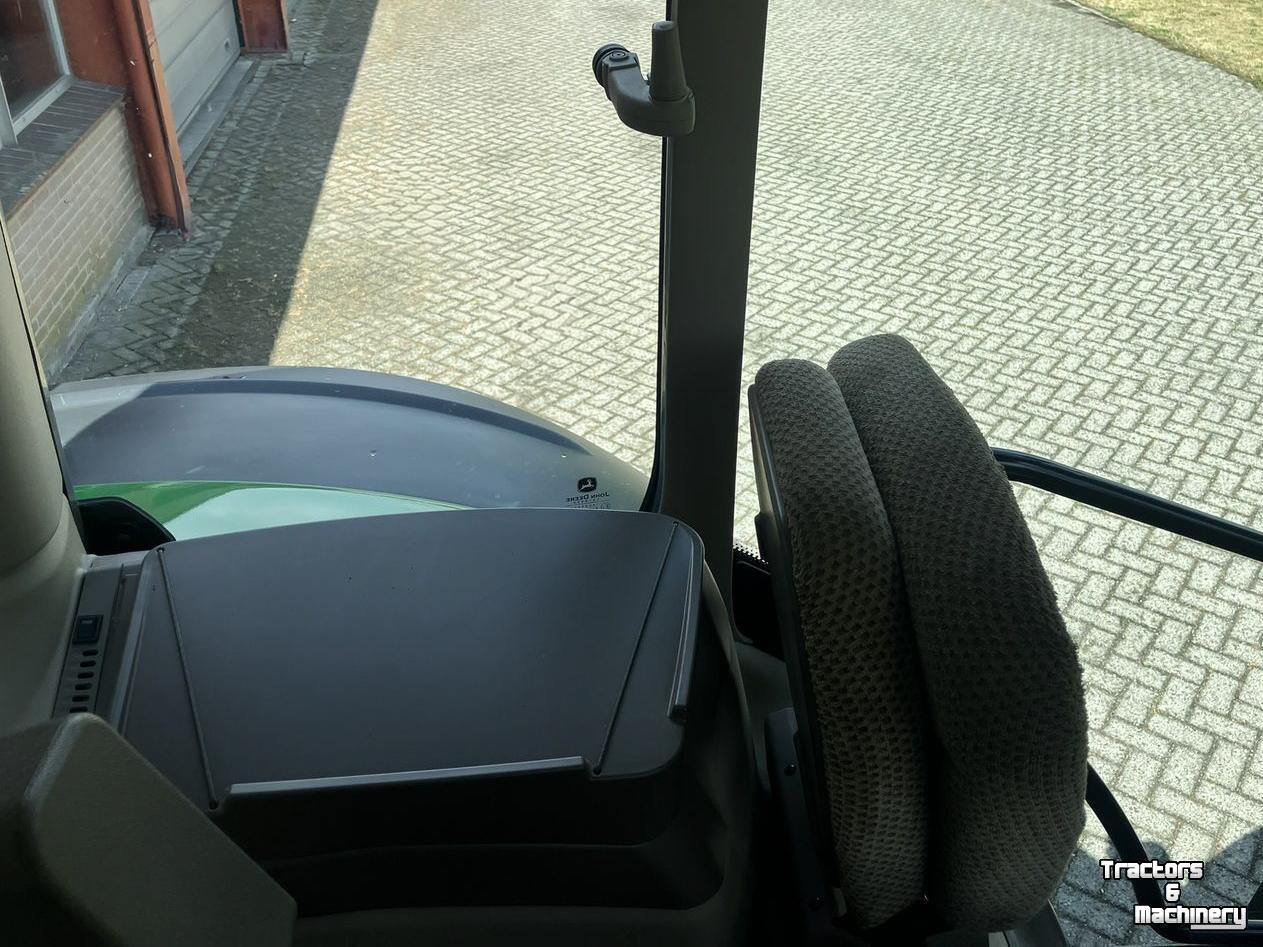 Schlepper / Traktor John Deere 6R 175
