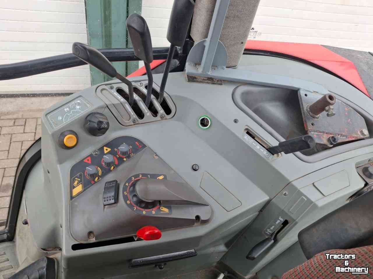 Schlepper / Traktor Massey Ferguson 6150 Dynashift