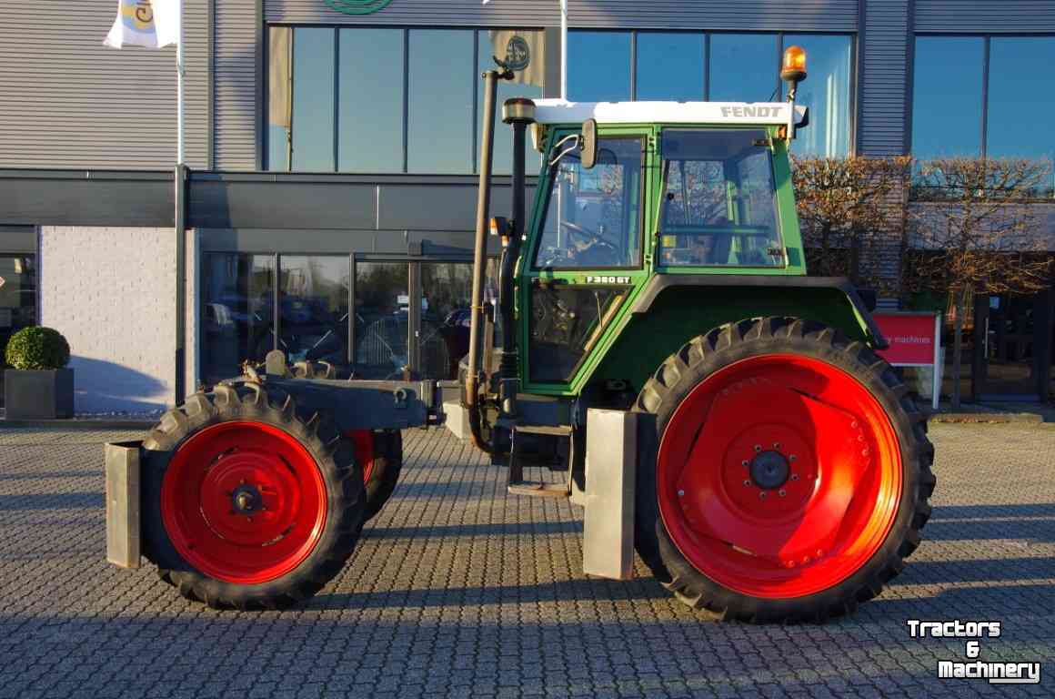 Schlepper / Traktoren Fendt 380 GT